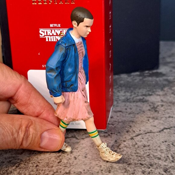 Hallmark Keepsake Ornament 2021 Eleven Stranger Things Netflix Christmas - Picture 1 of 9